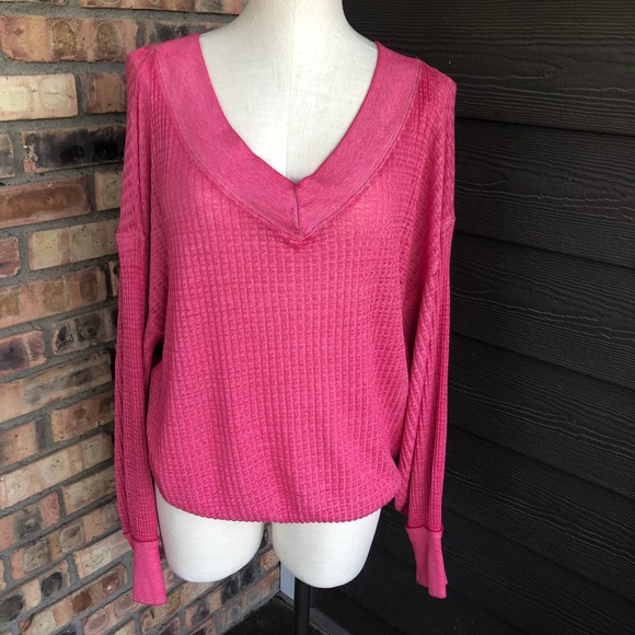 Free People Tops - Free People raspberry top size M NWT